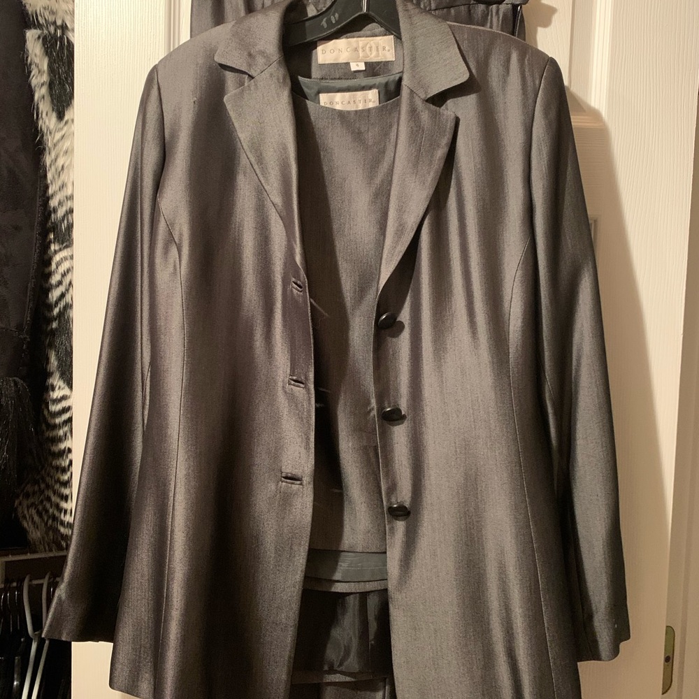 3 piece suit